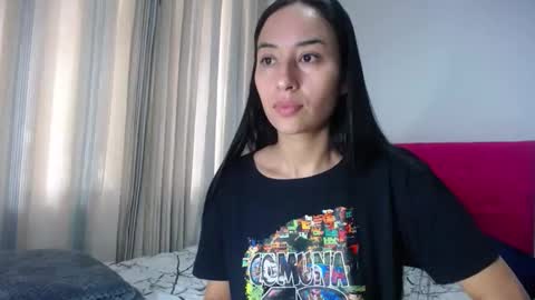 Lisa online show from April 8, 2:09 pm