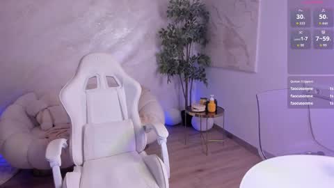 Alexa online show from April 22, 10:39 pm