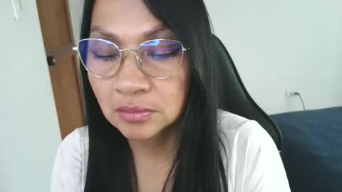 Lissafeethot online show from September 10, 9:05 pm