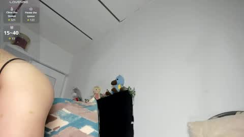 Lis  online show from May 19, 5:53 pm
