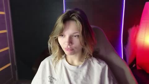 Lena online show from September 28, 3:59 am