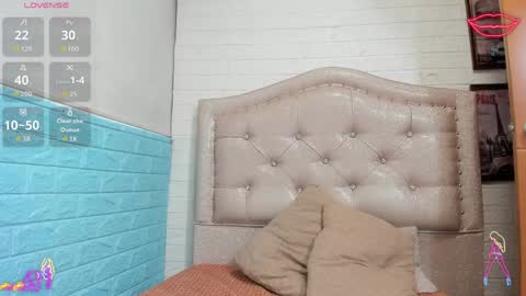 VANESSA online show from April 7, 1:02 pm