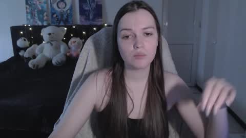 little__flowers online show from November 23, 6:55 am