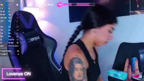 Sophie ---- connected from 1400 to 2100 Colombia time online show from February 14, 12:30 am