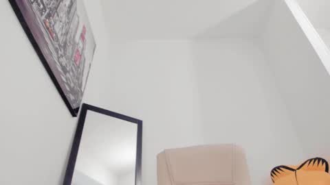 Help me reach 100 likes online show from March 7, 10:21 pm