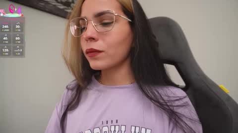 Help me reach 100 likes online show from October 28, 7:26 pm