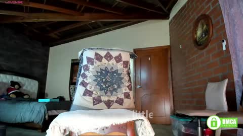 Izzi online show from February 21, 9:07 pm