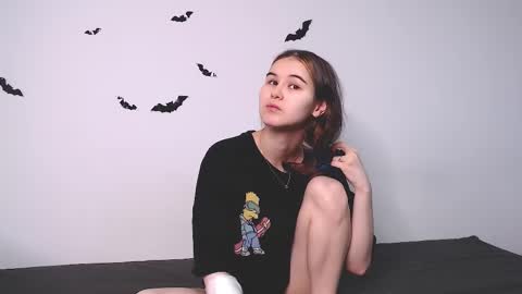 Alice.. online show from December 2, 5:11 pm