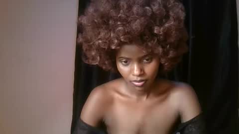 littlebunny2  online show from February 3, 11:09 pm