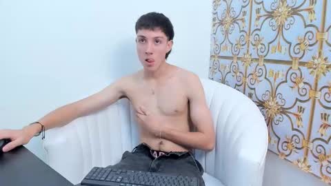 DANNY online show from November 8, 4:32 pm