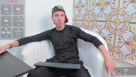 DANNY online show from November 18, 2:53 pm