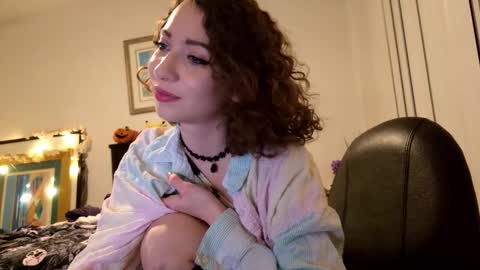 littledeathtrap online show from November 24, 10:52 pm