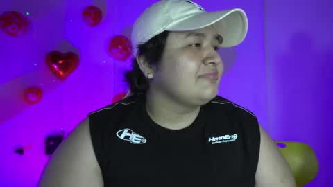 littlee_emma_ online show from February 15, 4:48 am