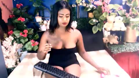 littleindianmilf online show from January 8, 9:26 am