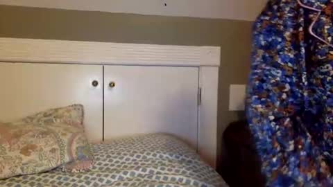 littlelily9999 online show from February 21, 6:18 am