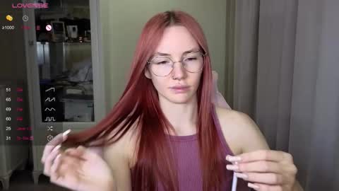 Snapshot of littlevildevil chatting on October 25, 10:36 am Eliana online show from October 25, 10:36 am