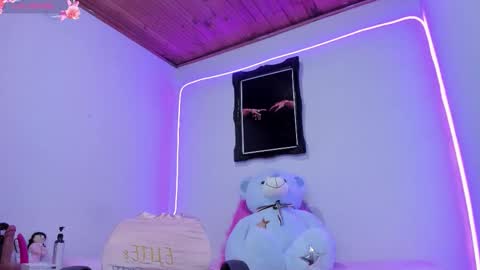 Liz online show from November 9, 2:09 pm