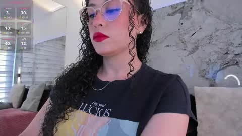 Liz  online show from March 4, 11:51 am