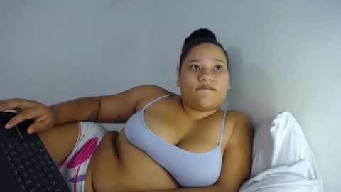 lizze online show from October 10, 11:31 pm