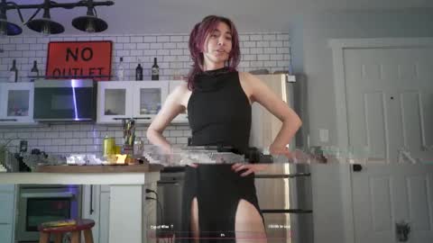 Liselle online show from April 28, 9:08 pm