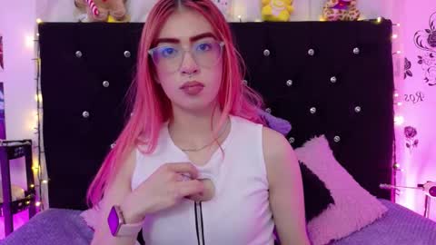 Lizz online show from March 18, 10:48 pm