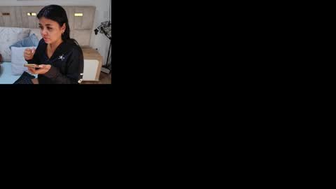 Lizz  online show from November 4, 11:33 am