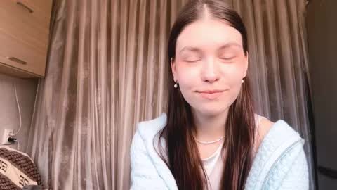 Sofi online show from March 7, 10:04 am