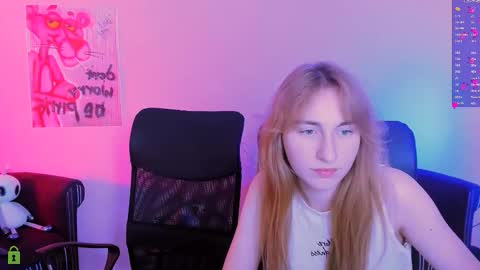 lizzie_boom online show from December 2, 8:51 pm