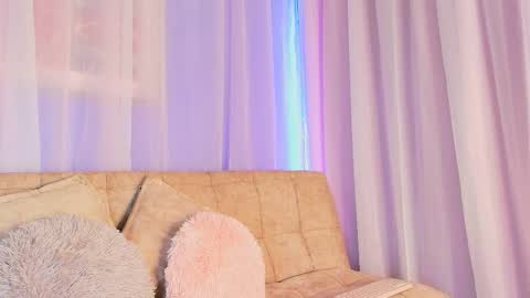 lizzy_kane online show from February 19, 8:19 pm