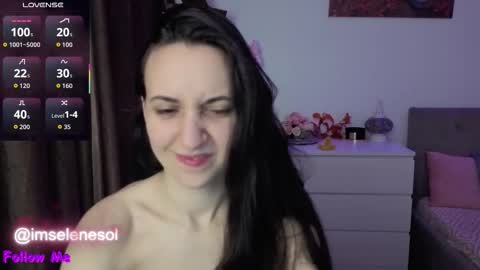 Lizzy Palmer online show from March 12, 5:00 am