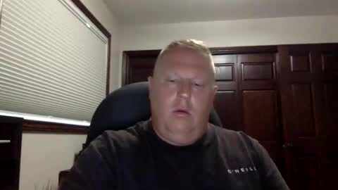 lkn4fun32 online show from May 25, 6:58 pm