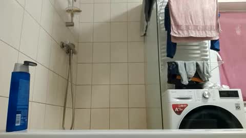 lkonig504475 online show from November 18, 1:36 pm