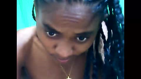 llouisse online show from April 13, 4:00 pm