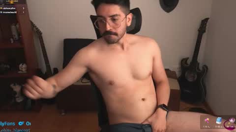 Lobito blanco Thefckingwolf main account online show from September 29, 4:39 pm