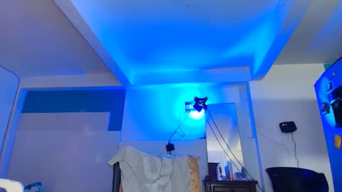 edwin online show from December 1, 8:07 pm