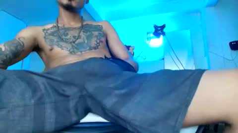 edwin online show from November 28, 8:43 am