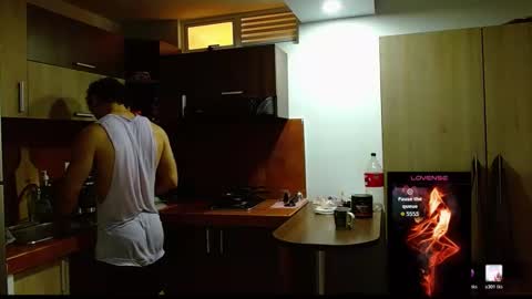 Loganandrwz online show from April 21, 12:34 pm