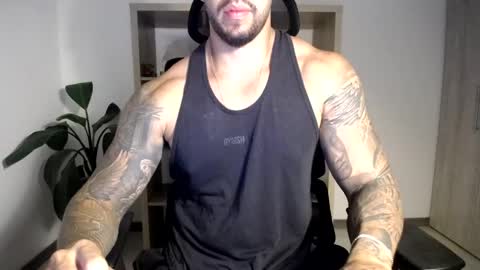 Logan Wolfp online show from May 16, 2:08 am