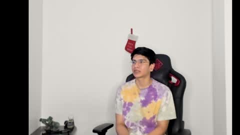 Logan online show from December 4, 8:06 am