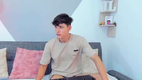 loganoficialx online show from February 20, 10:37 am