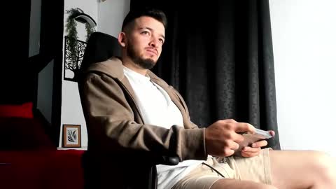 Logan Wolf online show from February 16, 12:03 pm