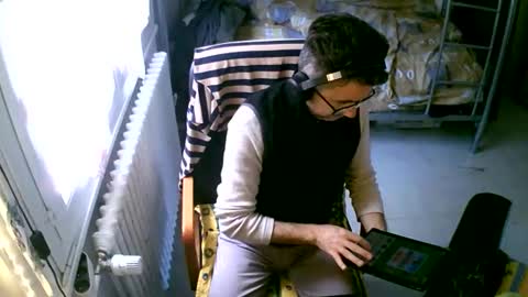 lokoum39 online show from November 18, 12:08 pm