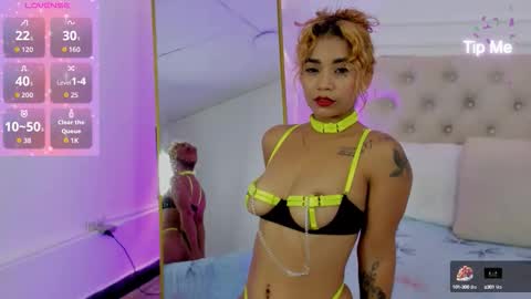 Snapshot of lola_red956680 chatting on October 1, 7:35 pm lola red online show from October 1, 7:35 pm