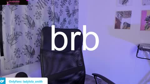 lolaasmith_21 online show from February 15, 2:15 am