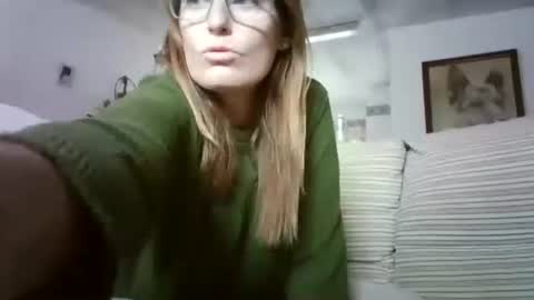 LOLA HUESO y ERIC online show from November 12, 9:55 am