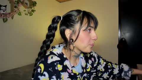 Lola online show from January 13, 1:24 am