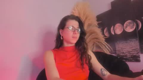 lolamustaine_ online show from December 14, 3:02 am