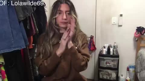 Lolita Wildes Back  online show from November 15, 11:12 am