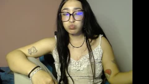 Lolita  online show from June 5, 4:52 am