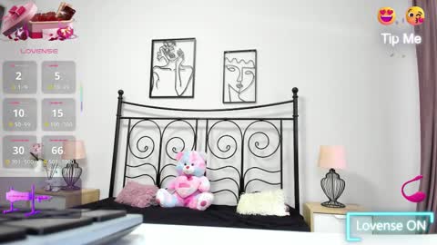 Lolla online show from December 16, 6:20 am